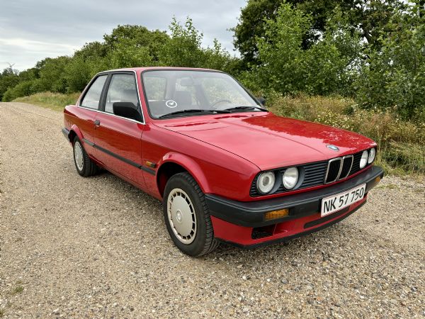 BMW E30 316i 